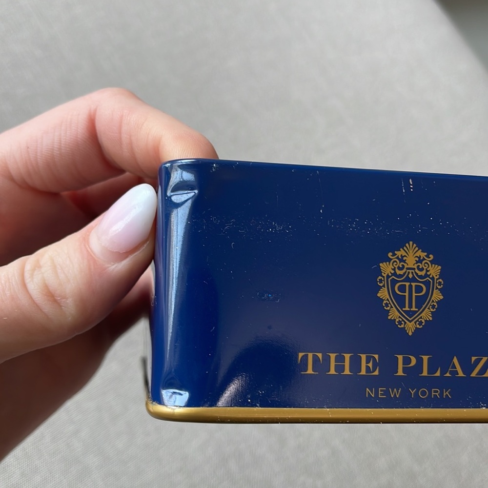 The Plaza tin box - Picture 5 of 10